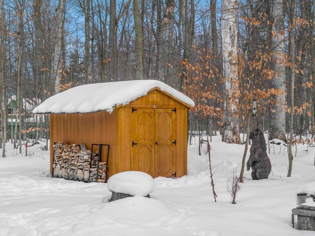 2558 E Sugar Maple, Cedar, MI 49621