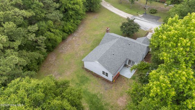 429 Crows Nest Lane, Sneads Ferry, NC 28460
