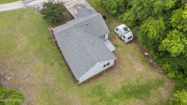 429 Crows Nest Lane, Sneads Ferry, NC 28460