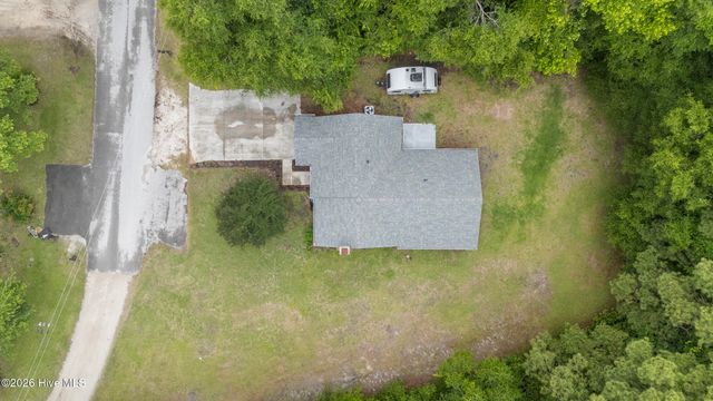 429 Crows Nest Lane, Sneads Ferry, NC 28460
