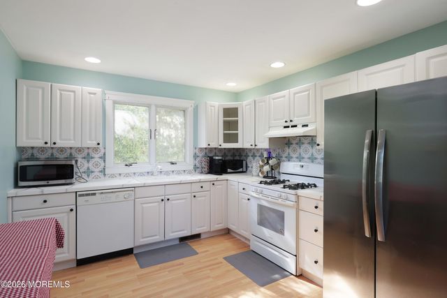 1010 Lincoln Avenue, Pine Beach, NJ 08741