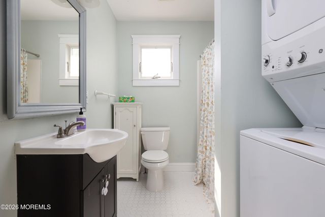 1010 Lincoln Avenue, Pine Beach, NJ 08741