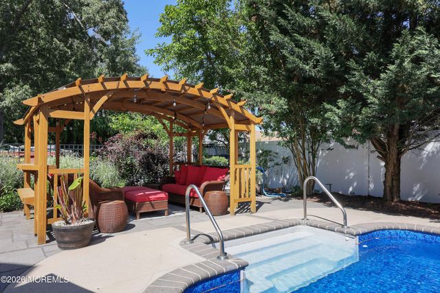 1010 Lincoln Avenue, Pine Beach, NJ 08741