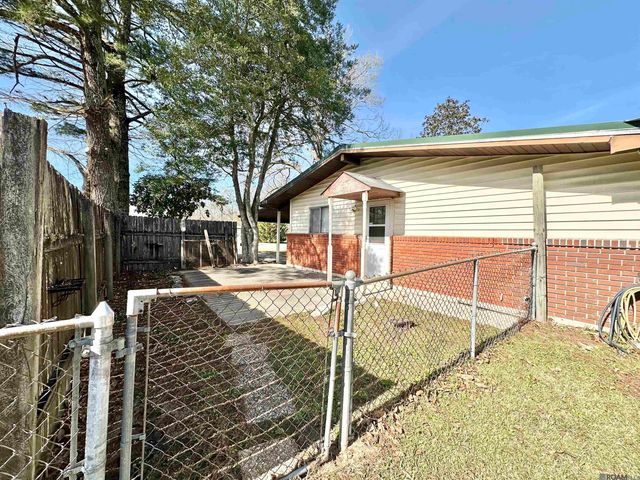 2612 Pearce Dr, Baker, LA 70714