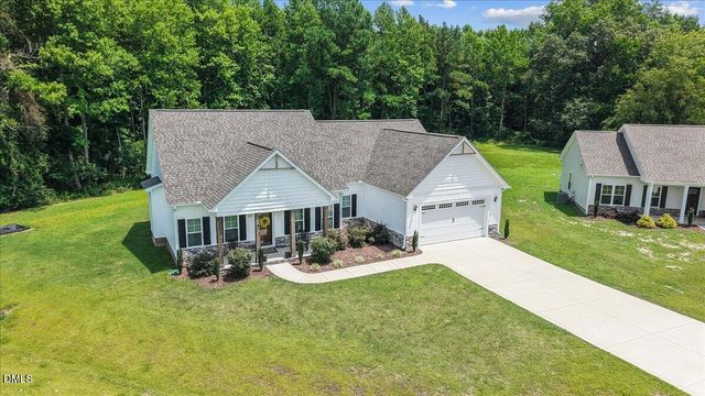 111 Oakbridge Way, Princeton, NC 27569