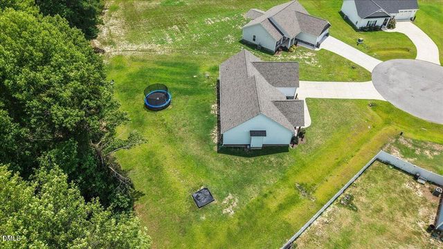 111 Oakbridge Way, Princeton, NC 27569
