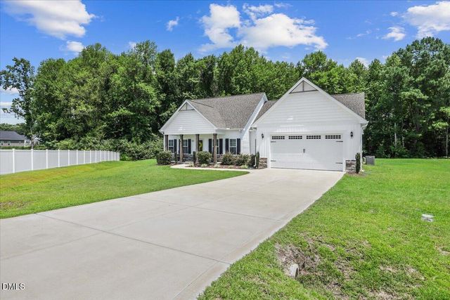 111 Oakbridge Way, Princeton, NC 27569