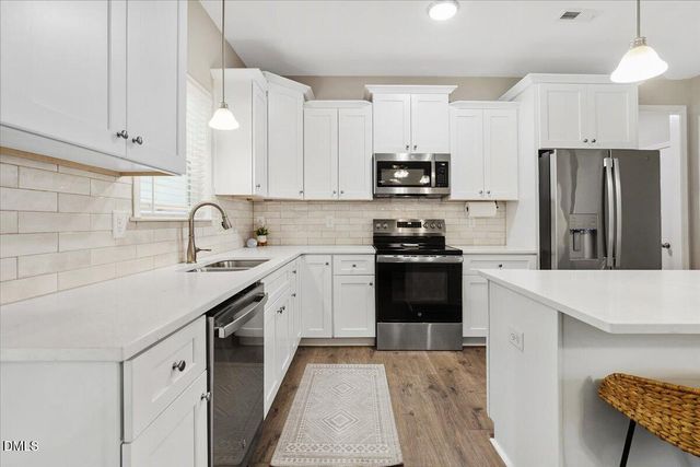 111 Oakbridge Way, Princeton, NC 27569