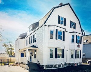 816 River 1, Boston, MA 02136