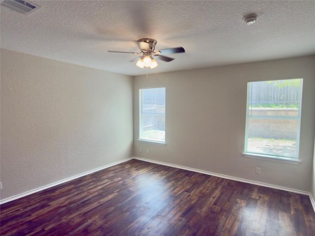 255 Myrtle ST, Kyle, TX 78640