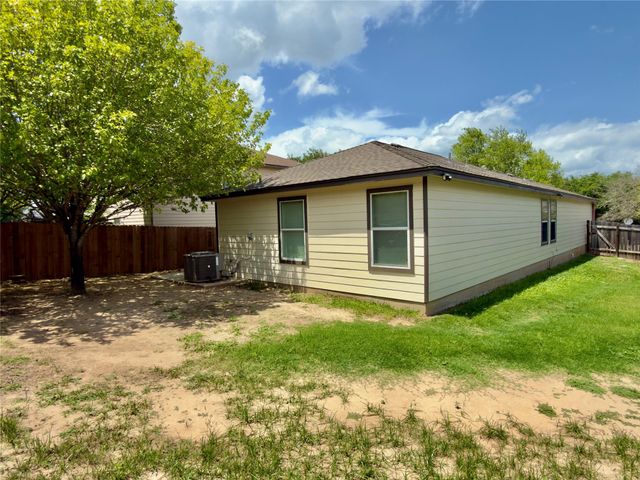 255 Myrtle ST, Kyle, TX 78640