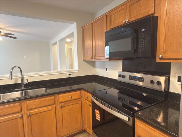 255 Myrtle ST, Kyle, TX 78640