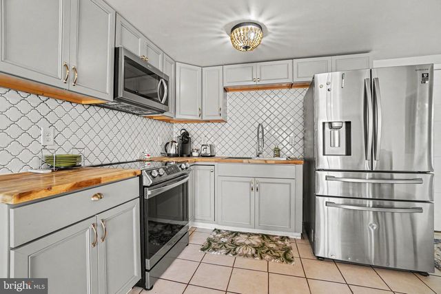 33 WILLIAMS ST, Halifax, PA 17032