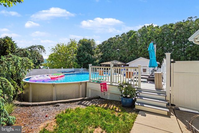 33 WILLIAMS ST, Halifax, PA 17032