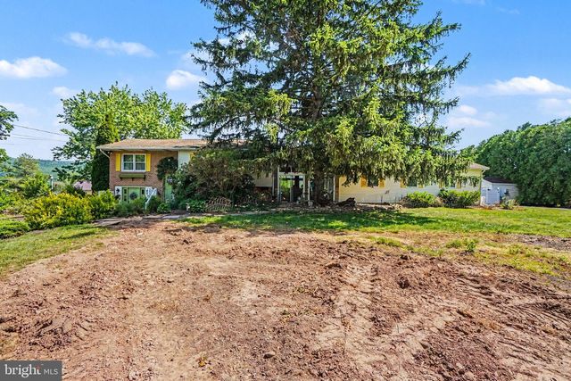 33 WILLIAMS ST, Halifax, PA 17032