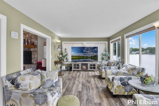 3611 Holiday Drive, Greenville, MI 48838