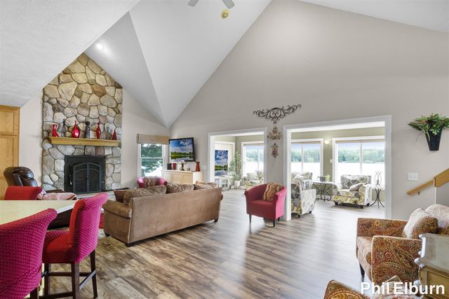 3611 Holiday Drive, Greenville, MI 48838