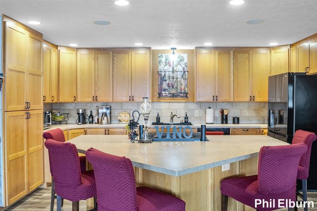 3611 Holiday Drive, Greenville, MI 48838