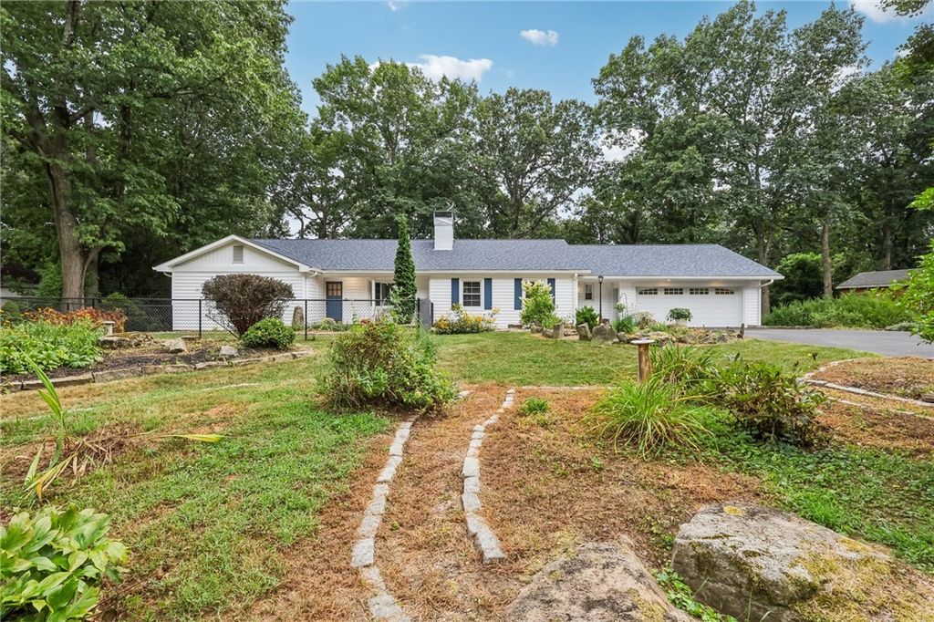 806 Belmont Rd, City Of But Ne, PA 16001