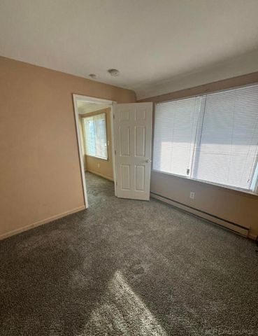 8101 Rivard Avenue, Warren, MI 48089