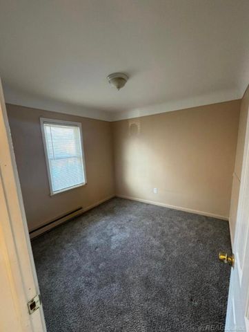 8101 Rivard Avenue, Warren, MI 48089