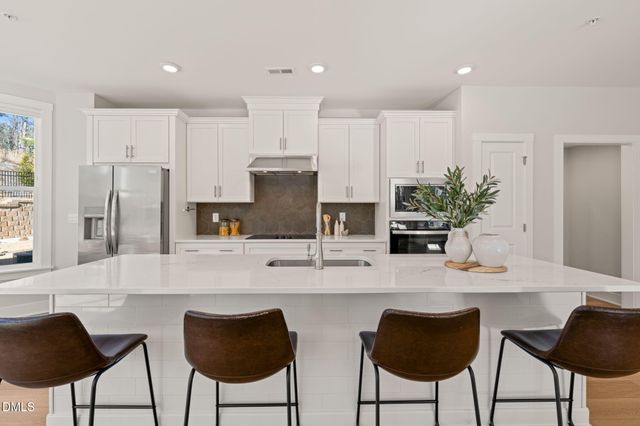 11549 Helmond Way 118, Raleigh, NC 27617