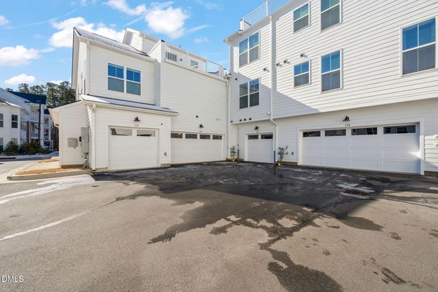 11549 Helmond Way 118, Raleigh, NC 27617