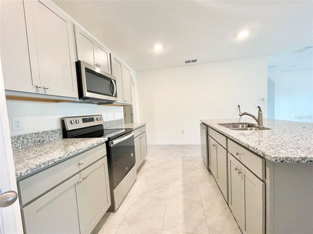 5610 GALLOPING DRIVE, Apopka, FL 32712