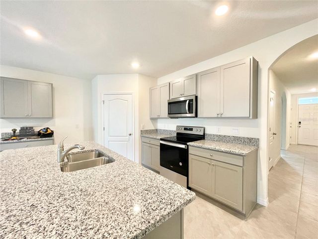 5610 GALLOPING DRIVE, Apopka, FL 32712