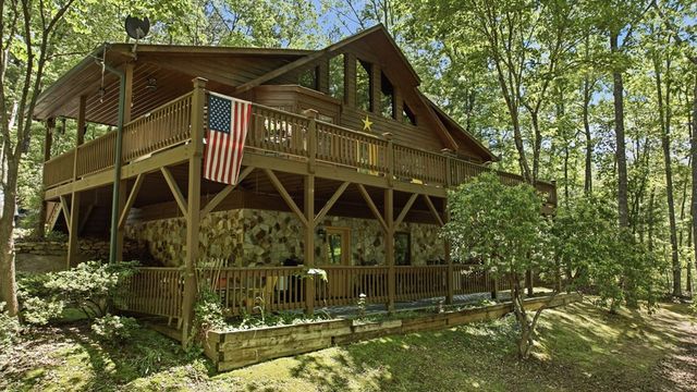 90 Skyland Trail, Murphy, NC 28906