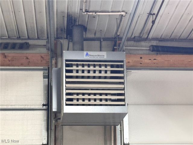 622 Pleasant Valley Road NW, Sugarcreek, OH 44681