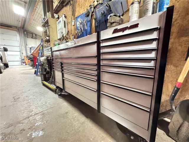 622 Pleasant Valley Road NW, Sugarcreek, OH 44681