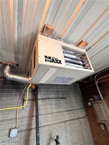 622 Pleasant Valley Road NW, Sugarcreek, OH 44681