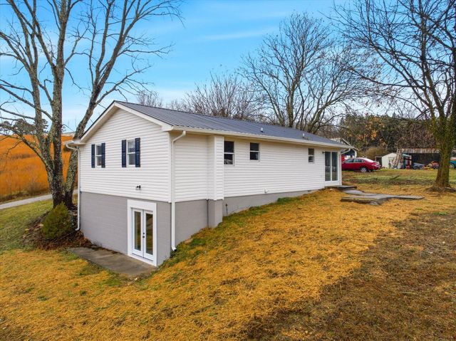 3034 Pete Worthington Road, Evensville, TN 37332