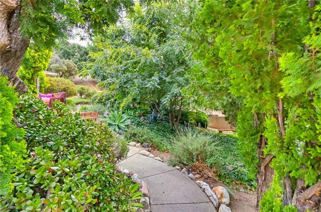 9522 Cedarvale Road, Tujunga, CA 91042
