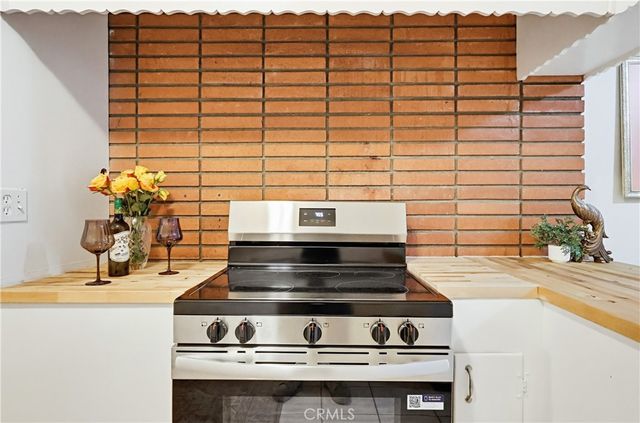 9522 Cedarvale Road, Tujunga, CA 91042