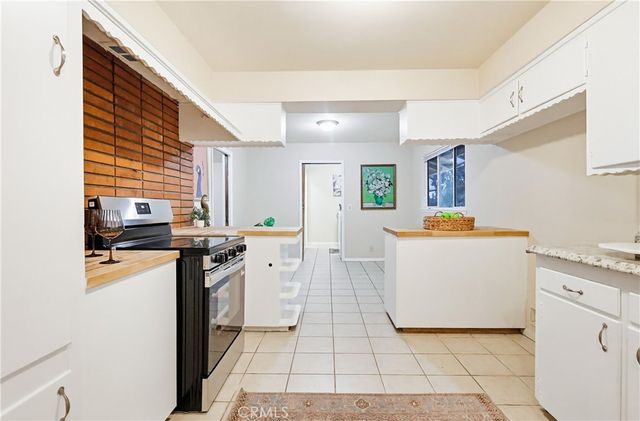 9522 Cedarvale Road, Tujunga, CA 91042