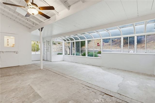9522 Cedarvale Road, Tujunga, CA 91042