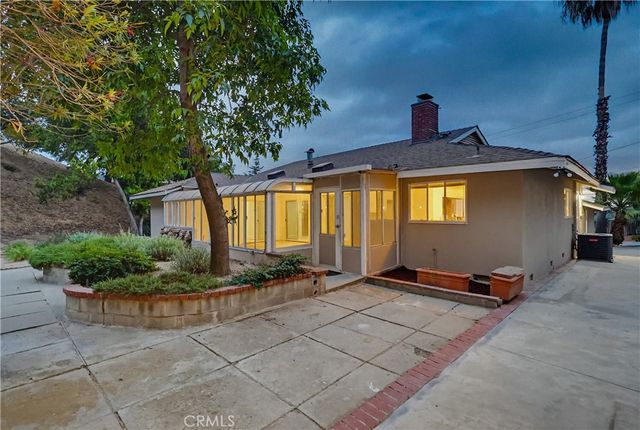 9522 Cedarvale Road, Tujunga, CA 91042