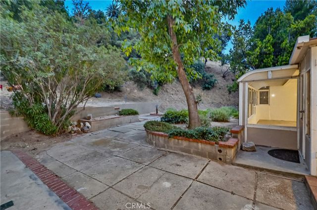9522 Cedarvale Road, Tujunga, CA 91042