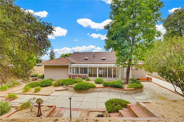 9522 Cedarvale Road, Tujunga, CA 91042