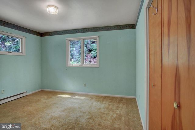 101 HILL CREST RD, Fayetteville, PA 17222
