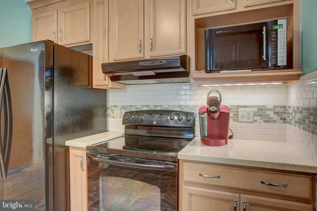 101 HILL CREST RD, Fayetteville, PA 17222