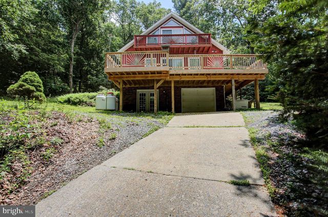101 HILL CREST RD, Fayetteville, PA 17222