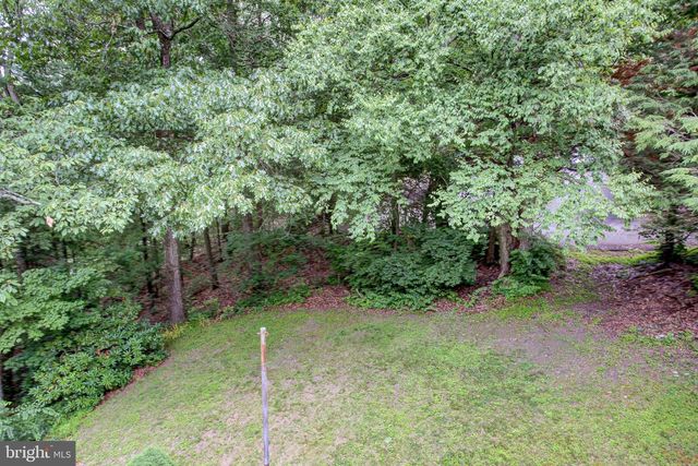 101 HILL CREST RD, Fayetteville, PA 17222
