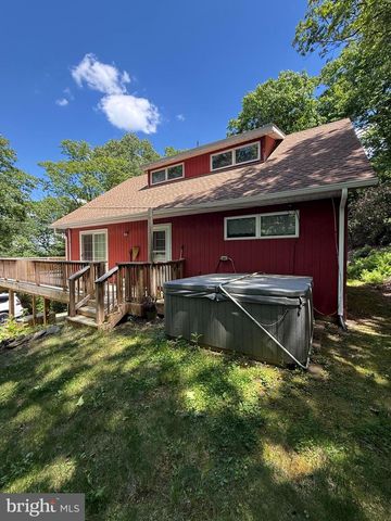 101 HILL CREST RD, Fayetteville, PA 17222