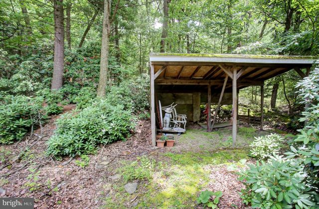 101 HILL CREST RD, Fayetteville, PA 17222