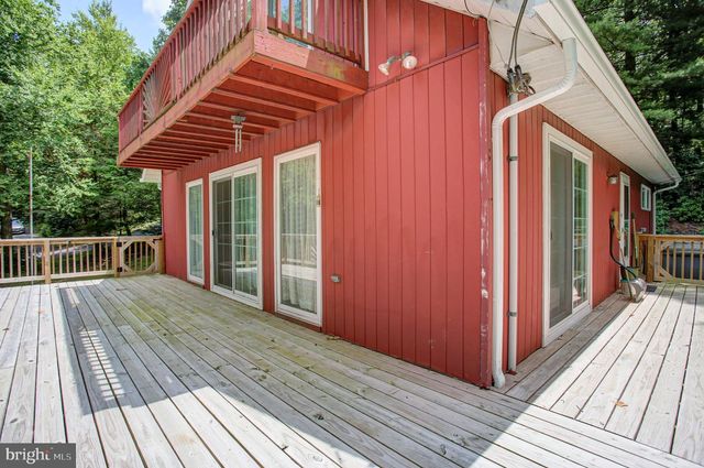 101 HILL CREST RD, Fayetteville, PA 17222