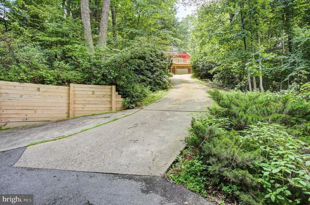101 HILL CREST RD, Fayetteville, PA 17222