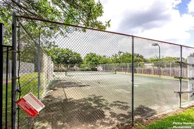 7310 Hunters Lk, San Antonio, TX 78249